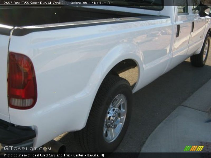 Oxford White / Medium Flint 2007 Ford F350 Super Duty XL Crew Cab