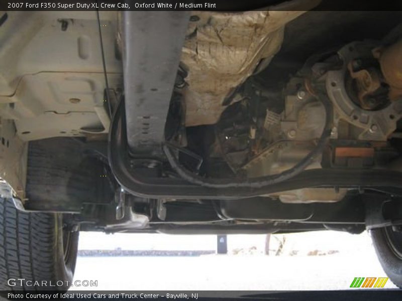 Undercarriage of 2007 F350 Super Duty XL Crew Cab