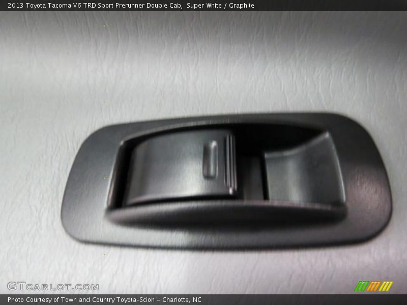 Super White / Graphite 2013 Toyota Tacoma V6 TRD Sport Prerunner Double Cab