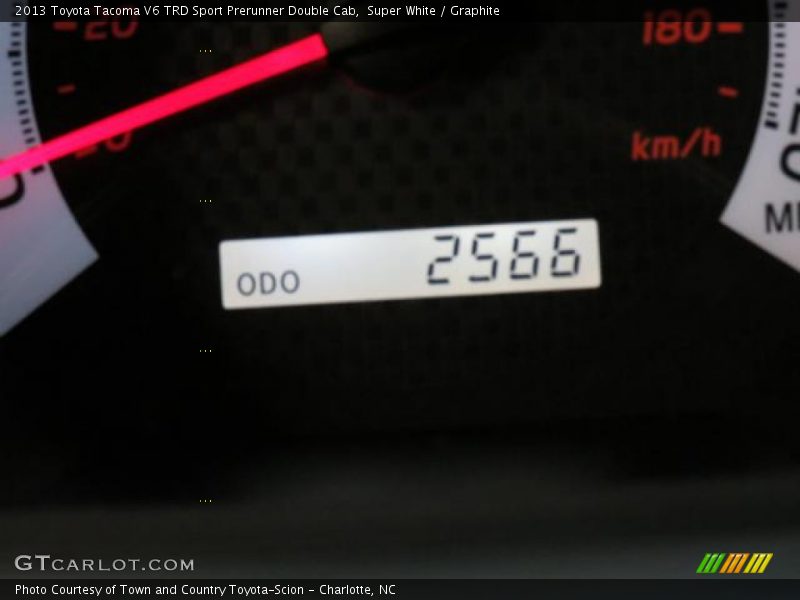 Super White / Graphite 2013 Toyota Tacoma V6 TRD Sport Prerunner Double Cab