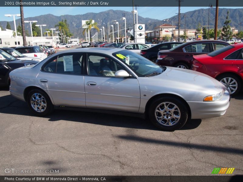 Sterling Metallic / Dark Gray 2001 Oldsmobile Intrigue GL