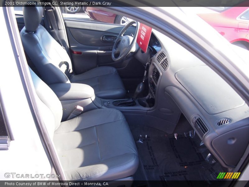 Sterling Metallic / Dark Gray 2001 Oldsmobile Intrigue GL