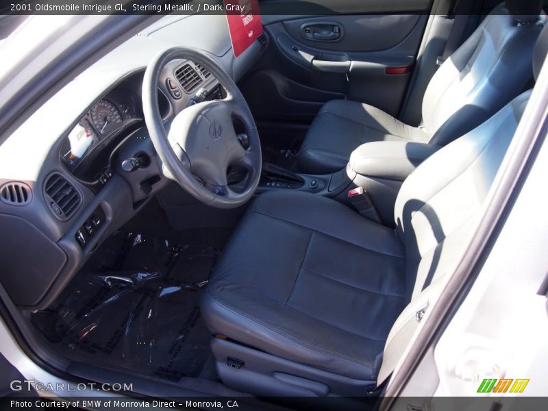 Sterling Metallic / Dark Gray 2001 Oldsmobile Intrigue GL