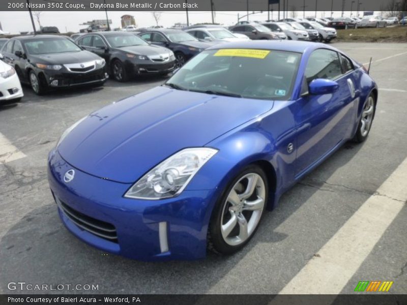 Front 3/4 View of 2006 350Z Coupe