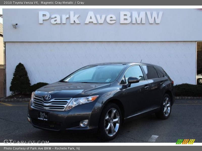 Magnetic Gray Metallic / Gray 2010 Toyota Venza V6