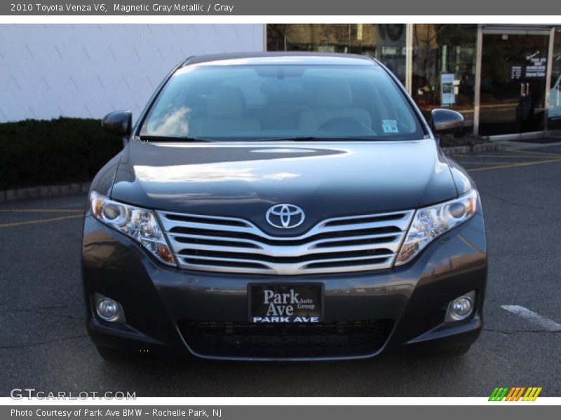 Magnetic Gray Metallic / Gray 2010 Toyota Venza V6