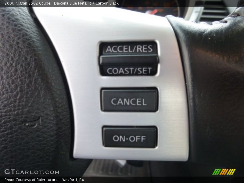 Controls of 2006 350Z Coupe