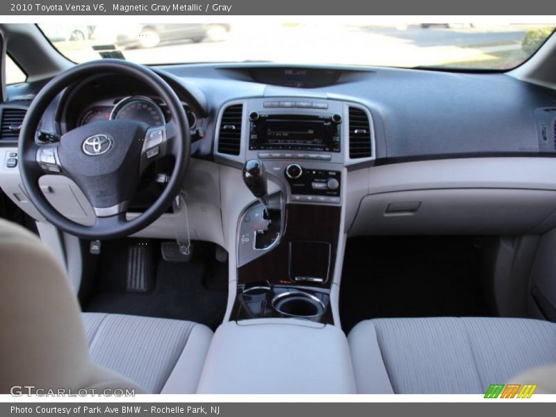 Magnetic Gray Metallic / Gray 2010 Toyota Venza V6