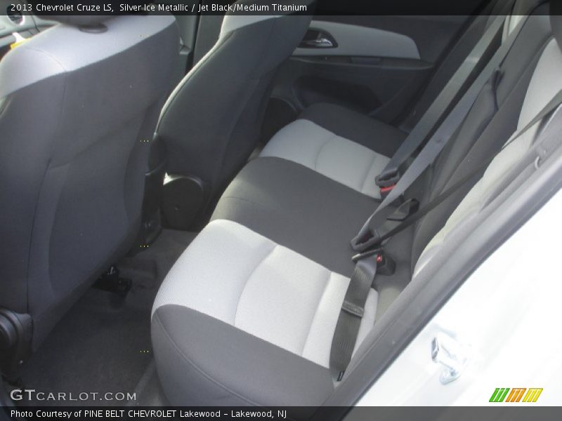 Silver Ice Metallic / Jet Black/Medium Titanium 2013 Chevrolet Cruze LS