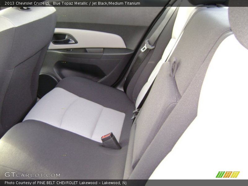 Blue Topaz Metallic / Jet Black/Medium Titanium 2013 Chevrolet Cruze LS