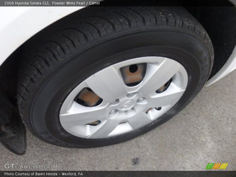 Powder White Pearl / Camel 2009 Hyundai Sonata GLS
