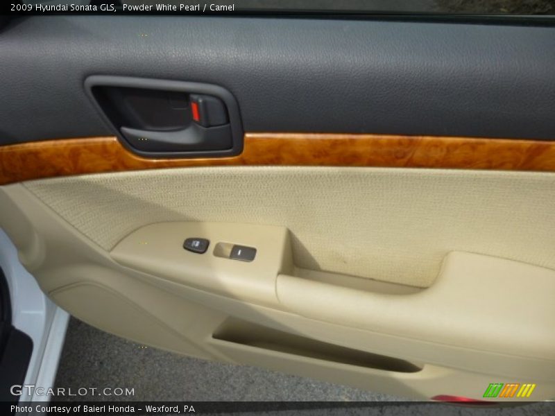 Powder White Pearl / Camel 2009 Hyundai Sonata GLS