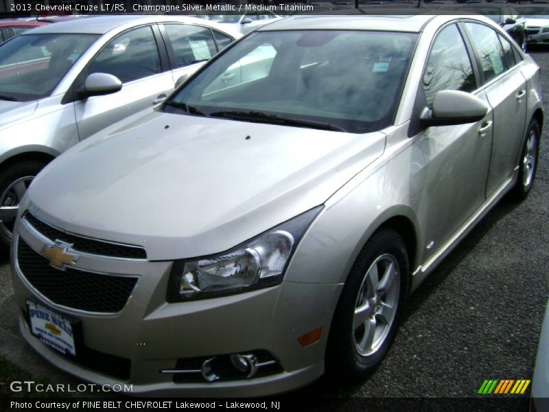 Champagne Silver Metallic / Medium Titanium 2013 Chevrolet Cruze LT/RS