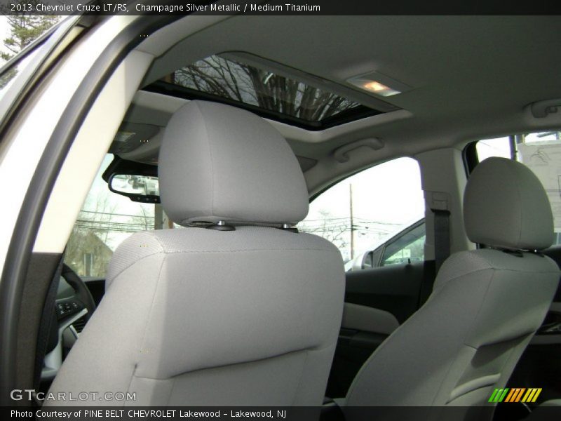 Champagne Silver Metallic / Medium Titanium 2013 Chevrolet Cruze LT/RS