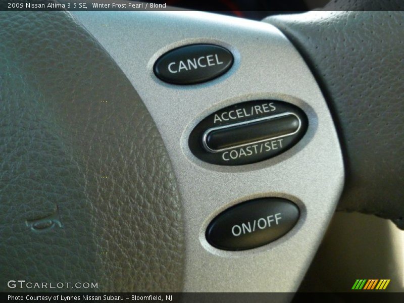 Winter Frost Pearl / Blond 2009 Nissan Altima 3.5 SE
