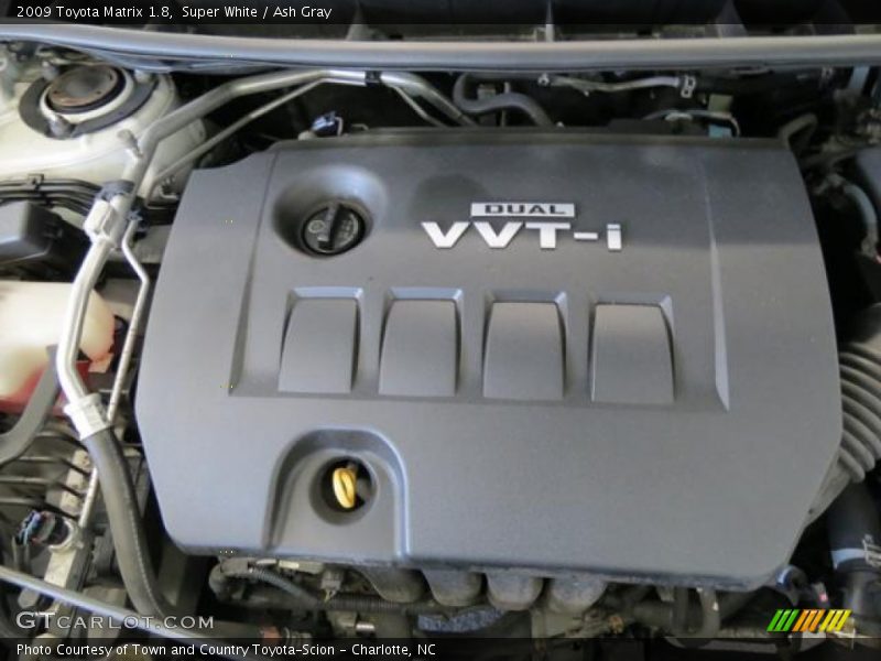 Super White / Ash Gray 2009 Toyota Matrix 1.8