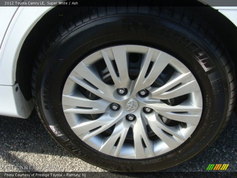 Super White / Ash 2012 Toyota Camry LE