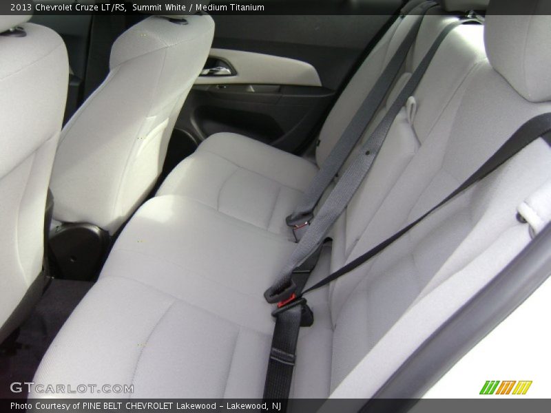 Summit White / Medium Titanium 2013 Chevrolet Cruze LT/RS