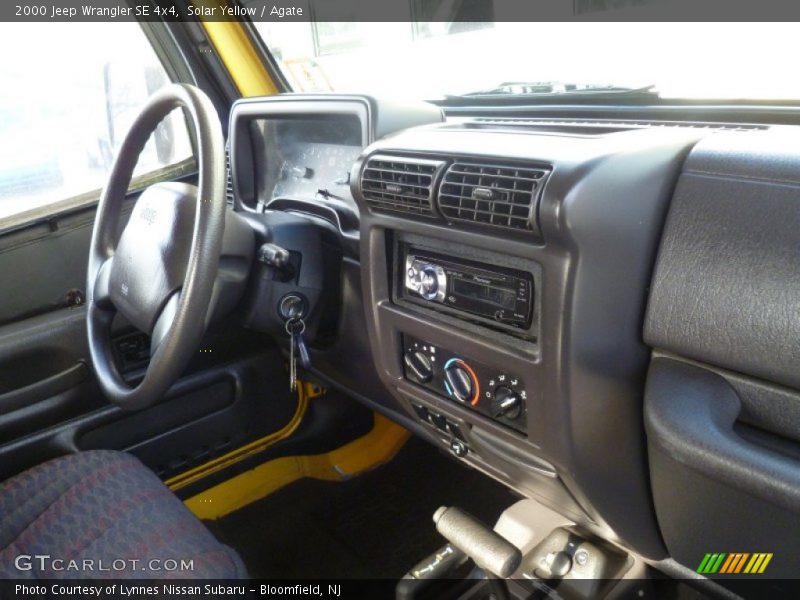Solar Yellow / Agate 2000 Jeep Wrangler SE 4x4
