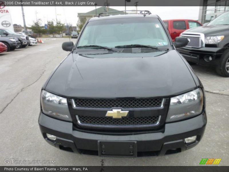 Black / Light Gray 2006 Chevrolet TrailBlazer LT 4x4