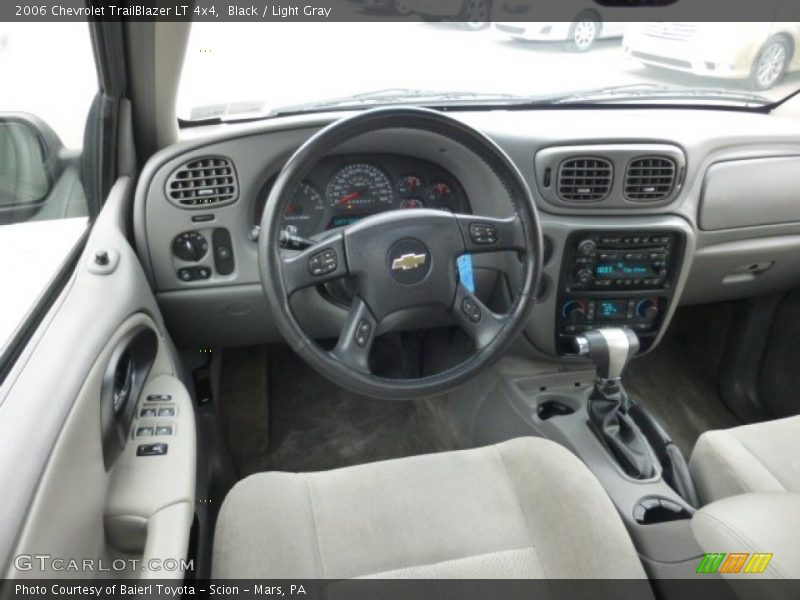 Black / Light Gray 2006 Chevrolet TrailBlazer LT 4x4