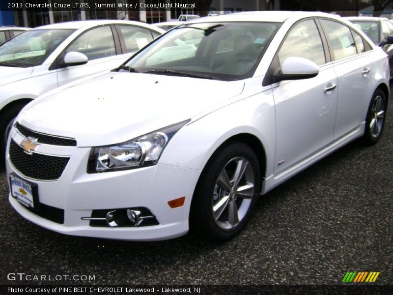 Summit White / Cocoa/Light Neutral 2013 Chevrolet Cruze LT/RS