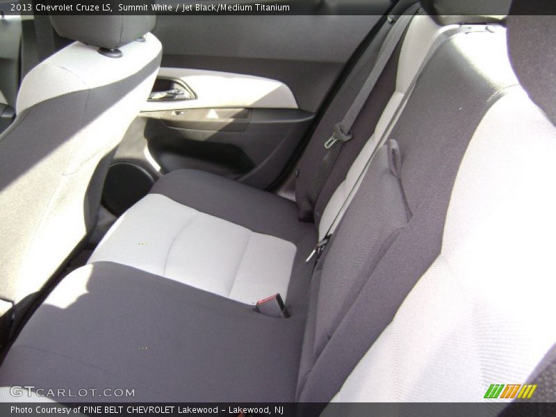 Summit White / Jet Black/Medium Titanium 2013 Chevrolet Cruze LS