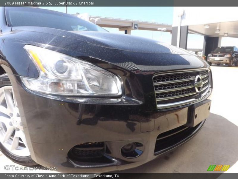 Super Black / Charcoal 2009 Nissan Maxima 3.5 S