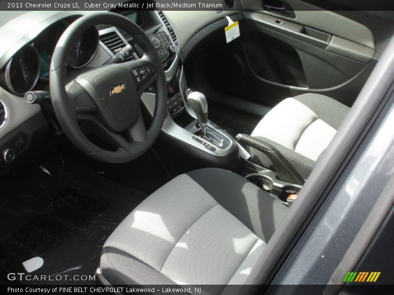 Cyber Gray Metallic / Jet Black/Medium Titanium 2013 Chevrolet Cruze LS