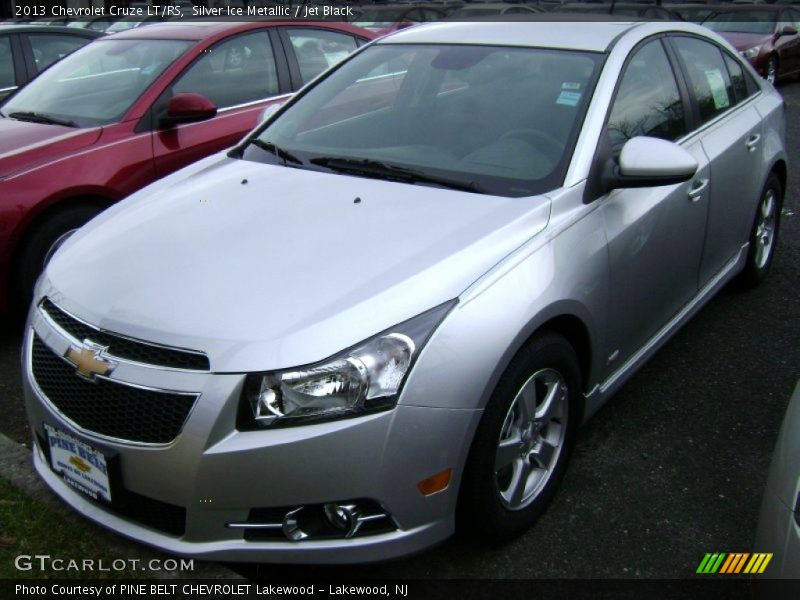 Silver Ice Metallic / Jet Black 2013 Chevrolet Cruze LT/RS