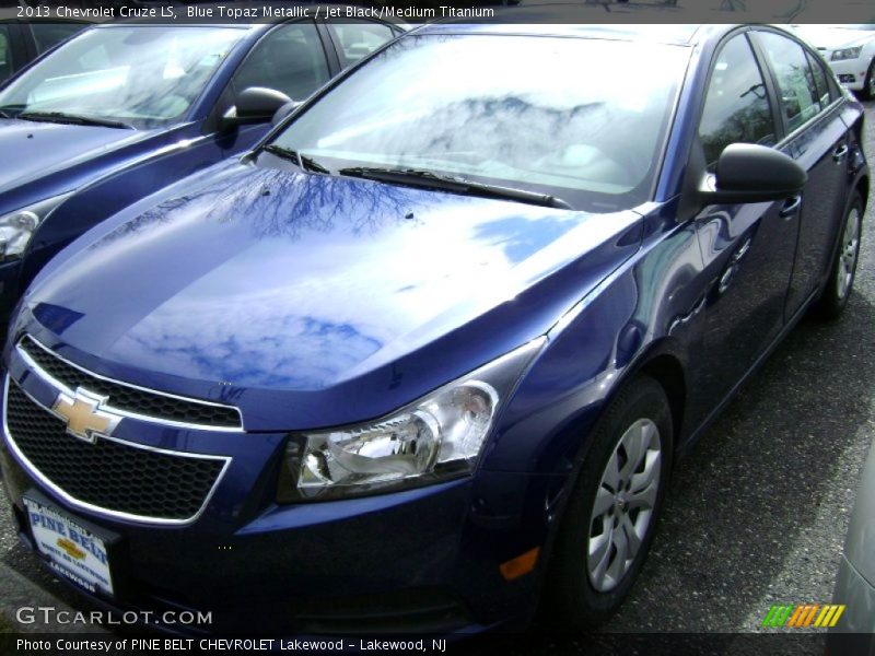 Blue Topaz Metallic / Jet Black/Medium Titanium 2013 Chevrolet Cruze LS