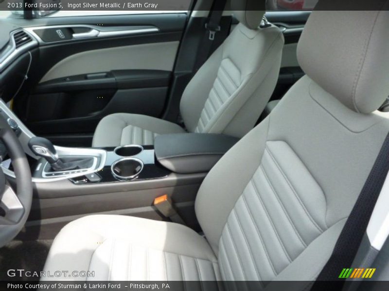  2013 Fusion S Earth Gray Interior
