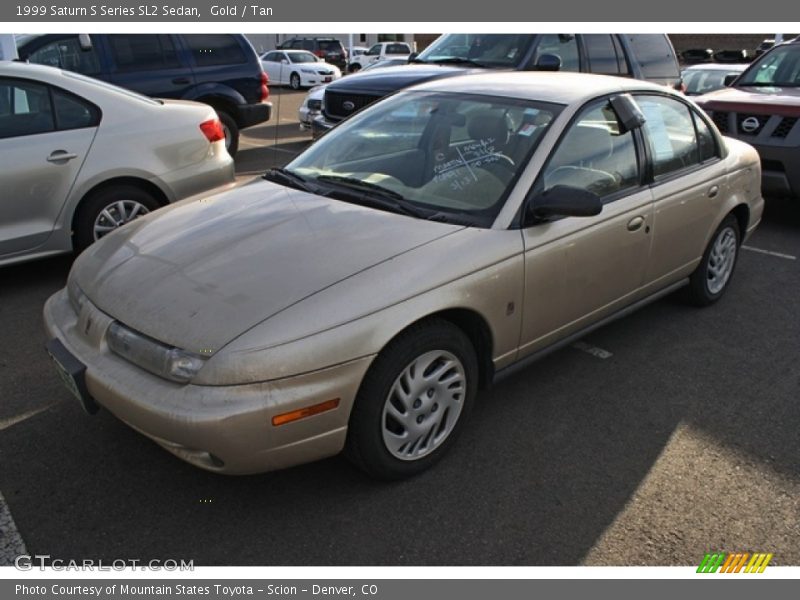 Gold / Tan 1999 Saturn S Series SL2 Sedan