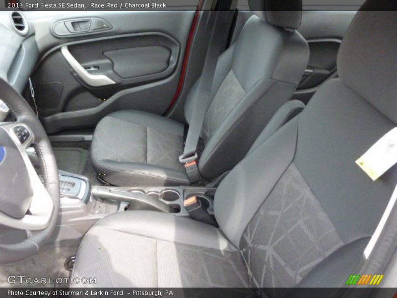 Race Red / Charcoal Black 2013 Ford Fiesta SE Sedan