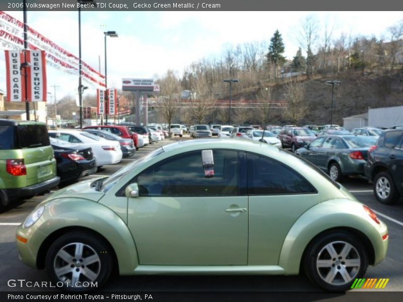 Gecko Green Metallic / Cream 2006 Volkswagen New Beetle TDI Coupe