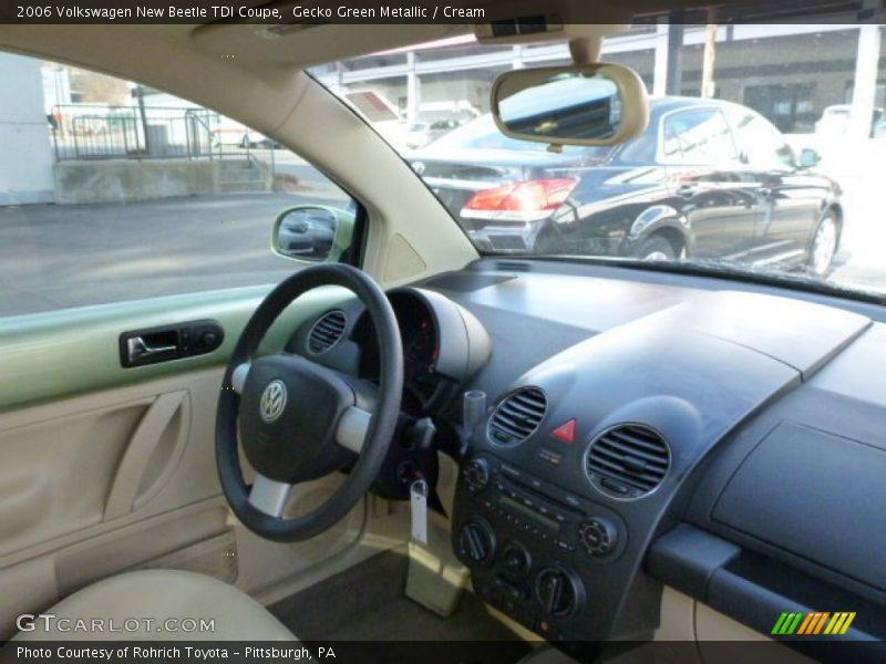 Gecko Green Metallic / Cream 2006 Volkswagen New Beetle TDI Coupe