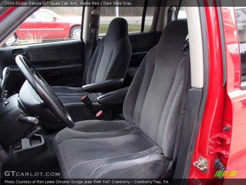 Flame Red / Dark Slate Gray 2004 Dodge Dakota SXT Quad Cab 4x4