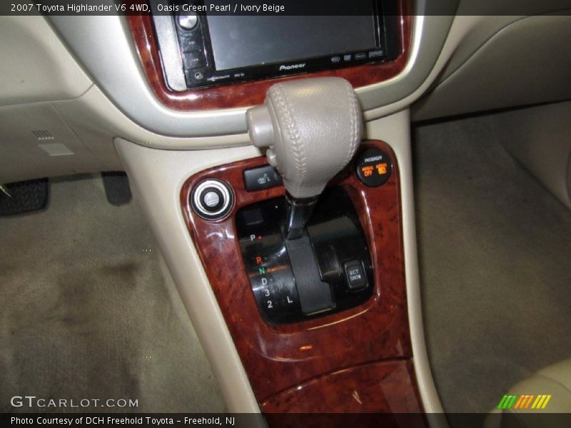 Oasis Green Pearl / Ivory Beige 2007 Toyota Highlander V6 4WD