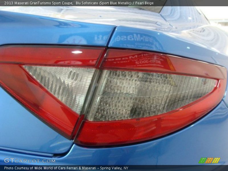 Blu Sofisticato (Sport Blue Metallic) / Pearl Beige 2013 Maserati GranTurismo Sport Coupe