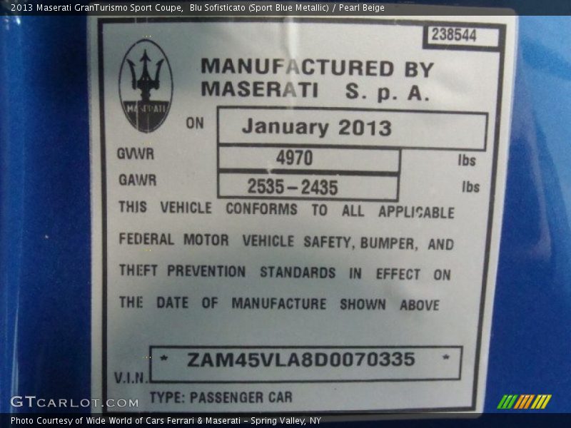 Blu Sofisticato (Sport Blue Metallic) / Pearl Beige 2013 Maserati GranTurismo Sport Coupe
