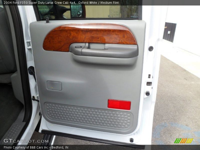 Oxford White / Medium Flint 2004 Ford F350 Super Duty Lariat Crew Cab 4x4
