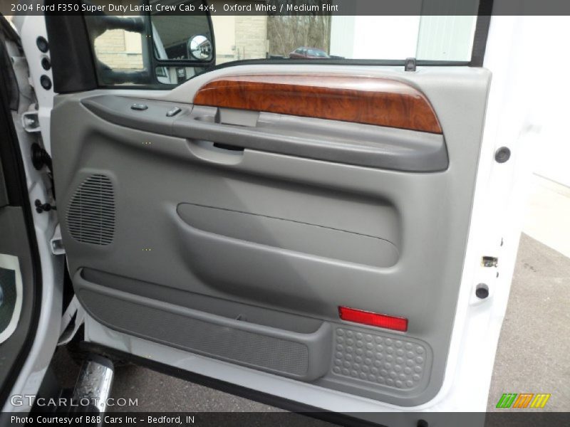 Oxford White / Medium Flint 2004 Ford F350 Super Duty Lariat Crew Cab 4x4