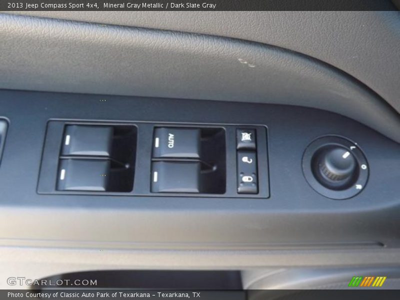 Mineral Gray Metallic / Dark Slate Gray 2013 Jeep Compass Sport 4x4