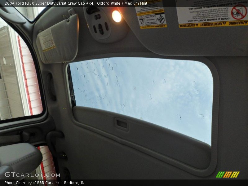 Oxford White / Medium Flint 2004 Ford F350 Super Duty Lariat Crew Cab 4x4