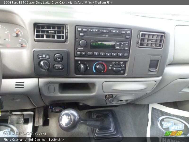 Oxford White / Medium Flint 2004 Ford F350 Super Duty Lariat Crew Cab 4x4