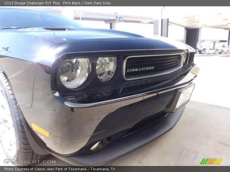 Pitch Black / Dark Slate Gray 2013 Dodge Challenger R/T Plus