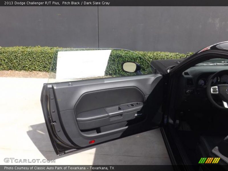 Pitch Black / Dark Slate Gray 2013 Dodge Challenger R/T Plus