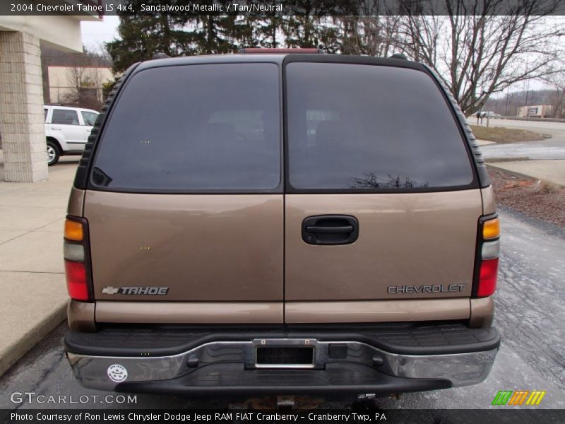 Sandalwood Metallic / Tan/Neutral 2004 Chevrolet Tahoe LS 4x4