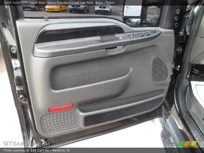 Door Panel of 2005 F250 Super Duty Harley Davidson Crew Cab 4x4