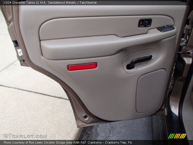 Sandalwood Metallic / Tan/Neutral 2004 Chevrolet Tahoe LS 4x4